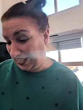 Snapshot of Canadian_BBW chatting on 02-27-25, 10:20 Canadian BBW online show from 02-27-25, 10:20