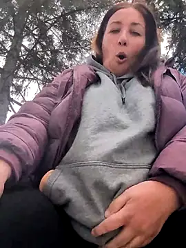 Snapshot of Canadian_BBW chatting on 03-21-25, 09:45 Canadian BBW online show from 03-21-25, 09:45