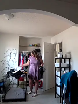 Snapshot of Canadian_BBW chatting on 09-11-25, 05:46 Canadian BBW online show from 09-11-25, 05:46