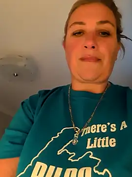 Snapshot of Canadian_BBW chatting on 09-16-25, 09:38 Canadian BBW online show from 09-16-25, 09:38