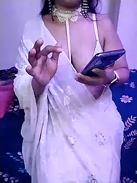 Snapshot of indian_passion chatting on 12-14-24, 07:36 indian passion online show from 12-14-24, 07:36