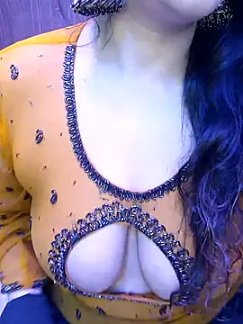 Snapshot of indian_passion chatting on 10-15-25, 05:57 indian passion online show from 10-15-25, 05:57