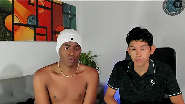 Snapshot of CrissBrownxxx chatting on 09-15-25, 12:32 CrissBrownxxx online show from 09-15-25, 12:32