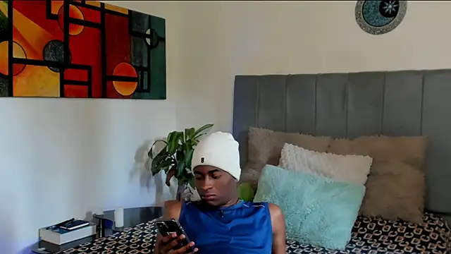 Snapshot of CrissBrownxxx chatting on 11-12-25, 05:35 CrissBrownxxx online show from 11-12-25, 05:35