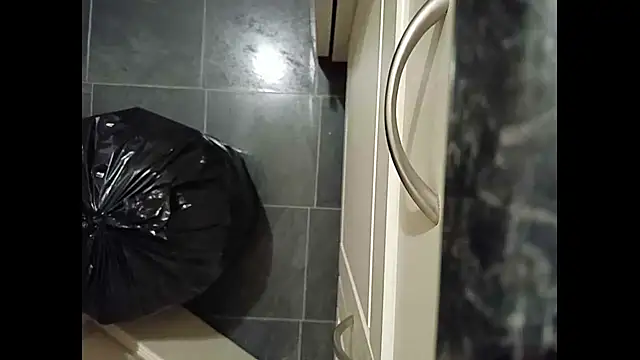 hairyuncut00 online show from 01-02-25, 01:27