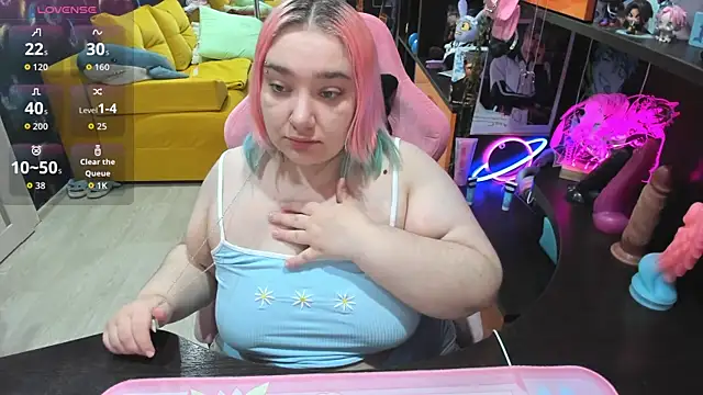 Softie Sofy online show from 05-16-26, 03:14