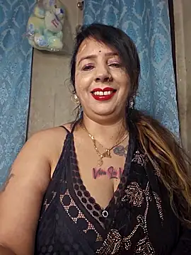 cute-tanvi online show from 12-17-25, 01:00