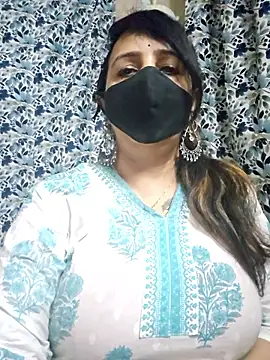 cute-tanvi online show from 01-08-26, 11:51