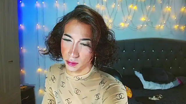 Kenisha Sweet online show from 02-13-25, 04:11