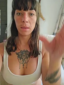 TassiTyne online show from 12-22-25, 10:12