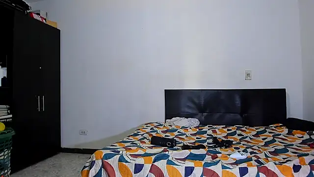 ares sexxx online show from 02-25-26, 04:38