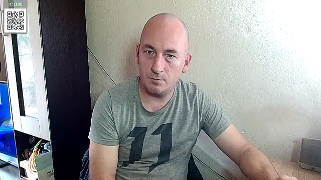 Snapshot of Johan___Barker chatting on 03-16-25, 11:16 Johan Barker online show from 03-16-25, 11:16