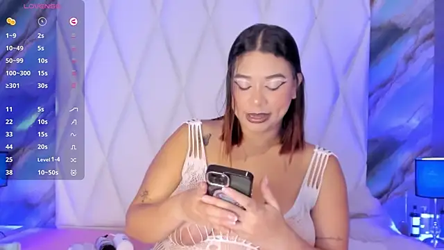 DanniaMonroee online show from 05-26-26, 12:12