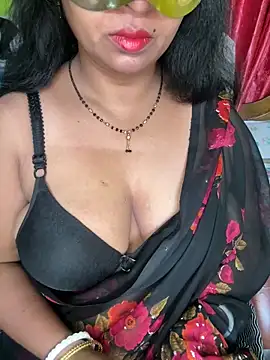 Snapshot of Anushka_21 chatting on 05-27-26, 01:24 Anushka 21 online show from 05-27-26, 01:24