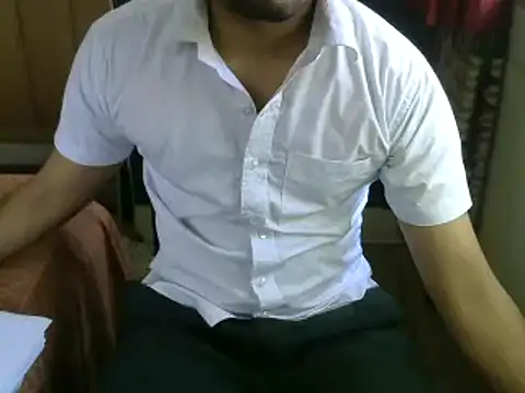 Snapshot of aloneboy1996 chatting on 02-13-25, 07:03 aloneboy1996 online show from 02-13-25, 07:03