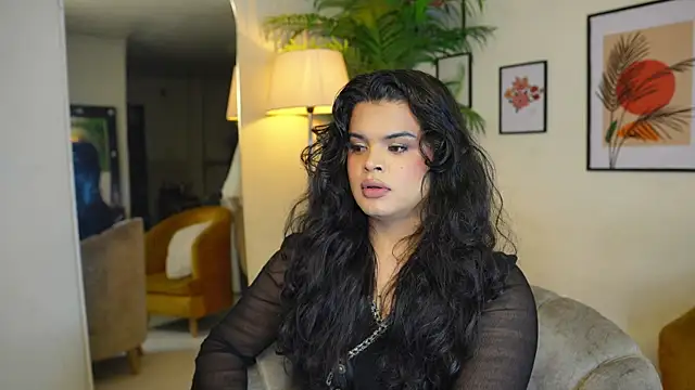 Snapshot of artechloe chatting on 02-20-25, 12:30 artechloe online show from 02-20-25, 12:30