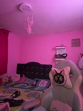 Snapshot of stassie_ chatting on 01-23-25, 11:26 stassie online show from 01-23-25, 11:26