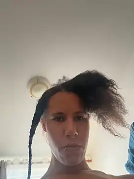 Snapshot of AaliyahHarris chatting on 06-20-26, 03:48 AaliyahHarris online show from 06-20-26, 03:48