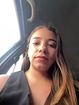 Snapshot of Hall_16 chatting on 02-23-25, 09:16 Hall 16 online show from 02-23-25, 09:16