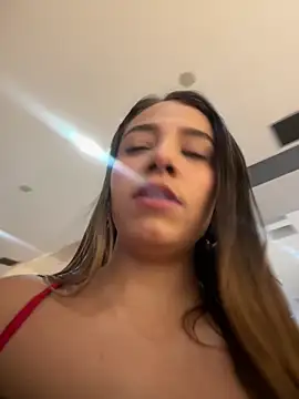 Snapshot of Hall_16 chatting on 03-22-25, 10:37 Hall 16 online show from 03-22-25, 10:37