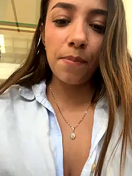 Snapshot of Hall_16 chatting on 10-02-25, 09:22 Hall 16 online show from 10-02-25, 09:22