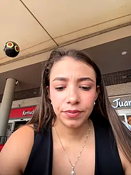 Snapshot of Hall_16 chatting on 10-10-25, 08:19 Hall 16 online show from 10-10-25, 08:19