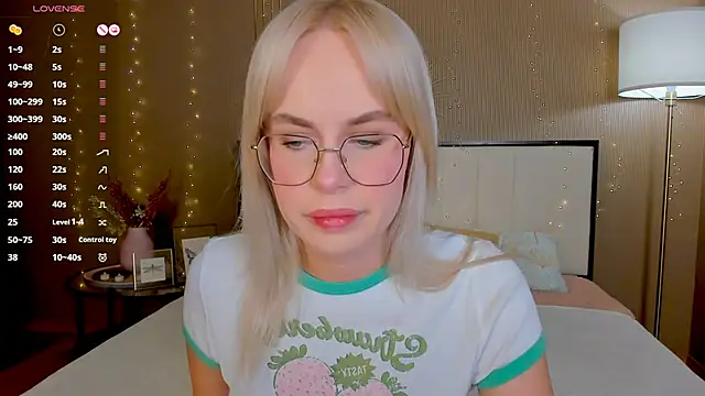 Snapshot of bellatip chatting on 02-16-26, 12:51 bellatip online show from 02-16-26, 12:51