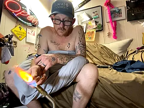 CLoSpunkmeyer69 online show from 10-18-25, 08:59