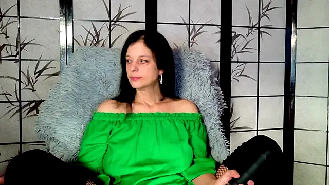  Sweetlonglips  online show from 12-15-25, 06:28