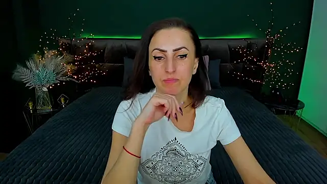 Rebecca Diamond online show from 02-27-25, 09:32