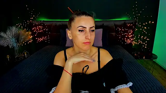 Rebecca Diamond online show from 09-23-25, 05:43