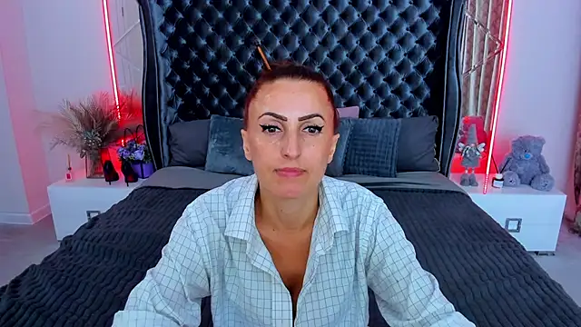 Snapshot of Rebecca_Diamond chatting on 07-10-26, 11:57 Rebecca Diamond online show from 07-10-26, 11:57