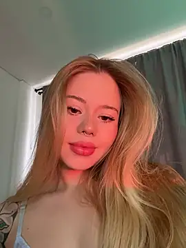 curchez  online show from 02-01-25, 08:26