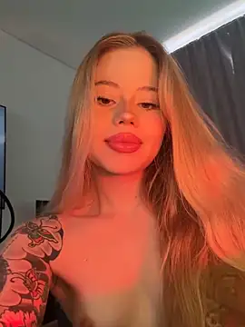 curchez  online show from 02-14-25, 08:15