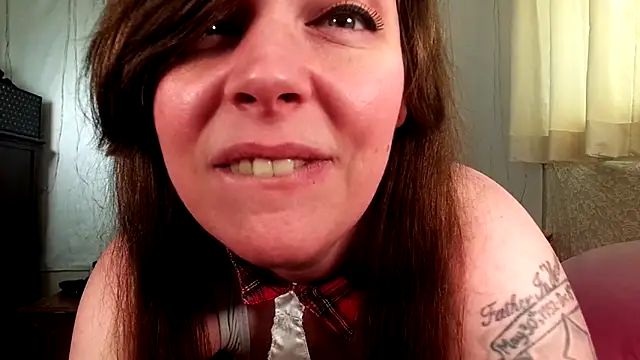 GamerGirlRoxyAndLee online show from 02-08-26, 09:07