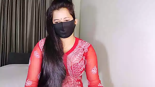 YourLovelyQueen online show from 12-06-24, 05:44