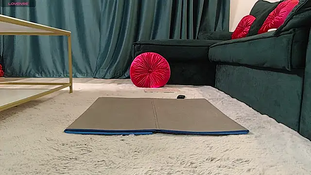 natasha-bigas online show from 10-11-25, 07:01