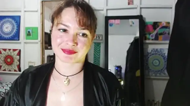 Snapshot of solamatista11 chatting on 10-08-25, 07:55 solamatista11 online show from 10-08-25, 07:55