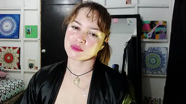 Snapshot of solamatista11 chatting on 10-14-25, 07:36 solamatista11 online show from 10-14-25, 07:36