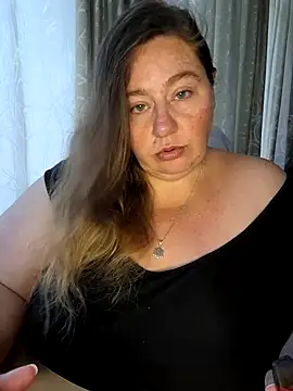 Snapshot of Iceprincess2bad4u chatting on 01-19-25, 06:09 Iceprincess2bad4u online show from 01-19-25, 06:09