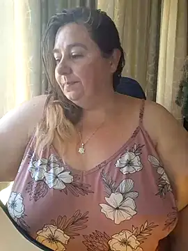 Snapshot of Iceprincess2bad4u chatting on 02-08-25, 07:26 Iceprincess2bad4u online show from 02-08-25, 07:26