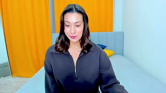 Snapshot of FieryHeart chatting on 12-16-24, 05:33 FieryHeart online show from 12-16-24, 05:33