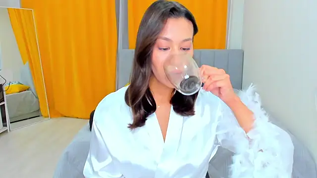 Snapshot of FieryHeart chatting on 03-17-25, 07:48 FieryHeart online show from 03-17-25, 07:48