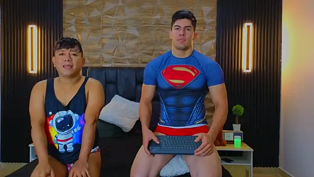 Snapshot of FelipeAndMarcello3 chatting on 02-10-25, 02:37 FelipeAndMarcello3 online show from 02-10-25, 02:37