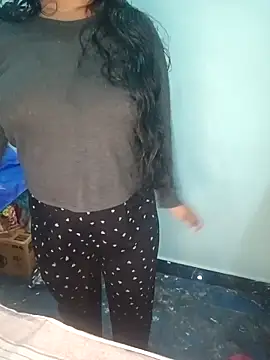 Sweet-Berry online show from 02-20-26, 06:48