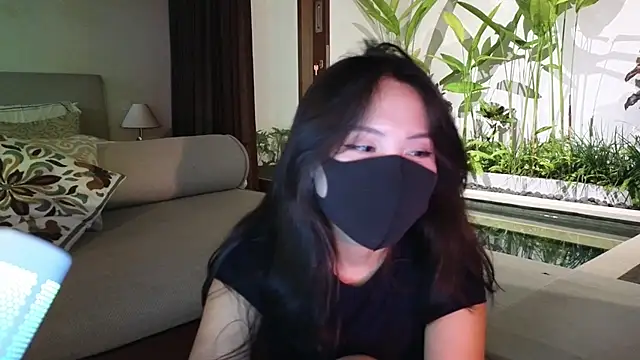 Snapshot of TammiLou chatting on 03-01-25, 01:18 TammiLou online show from 03-01-25, 01:18