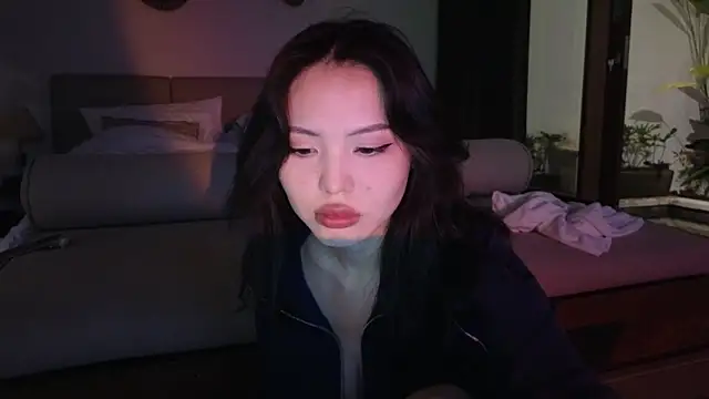 Snapshot of TammiLou chatting on 03-02-25, 01:38 TammiLou online show from 03-02-25, 01:38