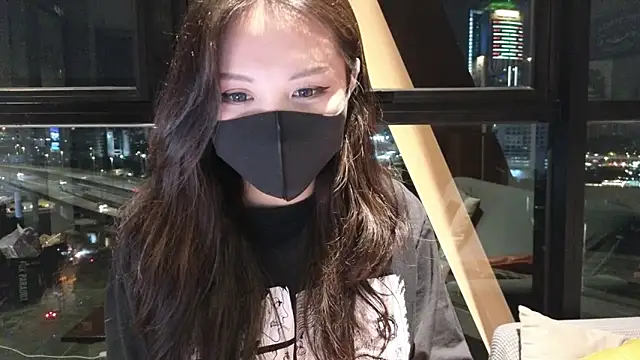 Snapshot of TammiLou chatting on 03-22-25, 01:41 TammiLou online show from 03-22-25, 01:41