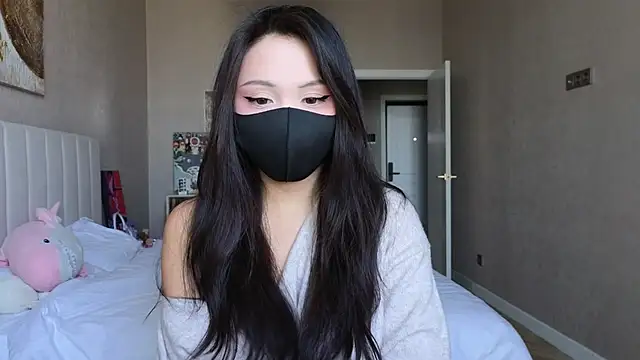 Snapshot of TammiLou chatting on 09-15-25, 09:42 TammiLou online show from 09-15-25, 09:42