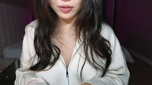 Snapshot of TammiLou chatting on 09-23-25, 05:49 TammiLou online show from 09-23-25, 05:49